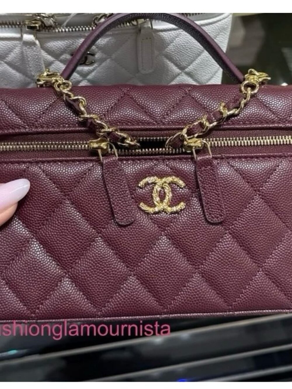 Classic CHANEL Bags: A Stylish and Versatile Choice for Elegance